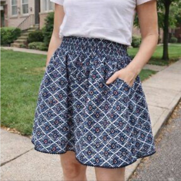 Old Navy Dresses & Skirts - Old Navy Blue Patterned Smocked-Waist A-Line Skirt